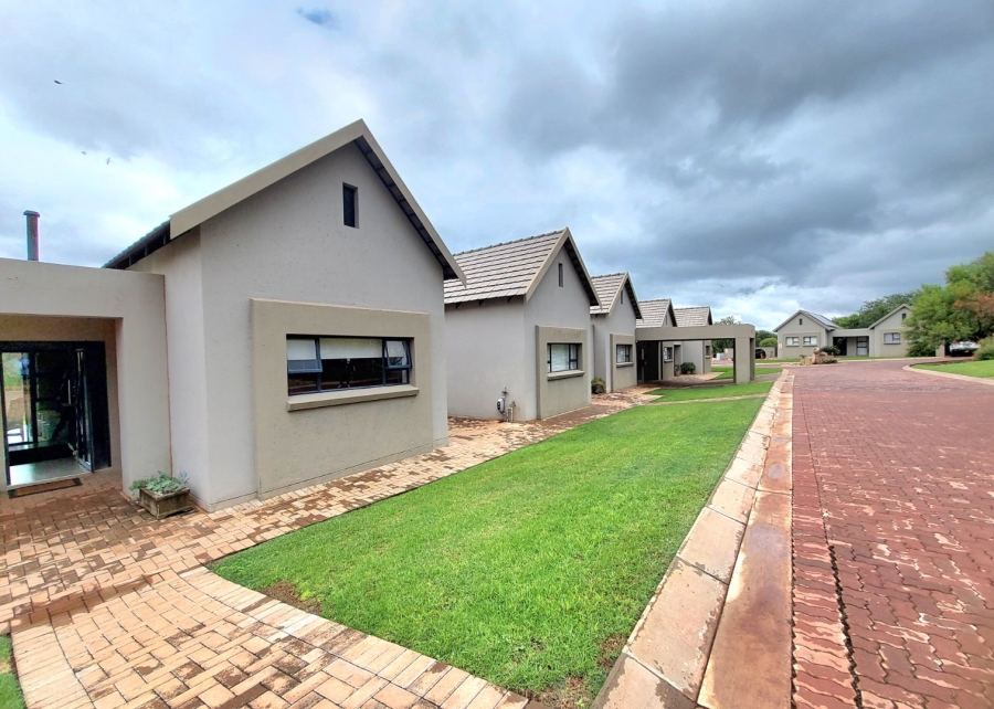 2 Bedroom Property for Sale in Leloko Lifestyle Estate North West